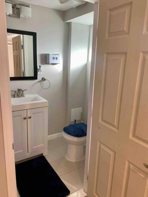 Block From Metro Free Street Parking! Apartment Washington Luaran gambar